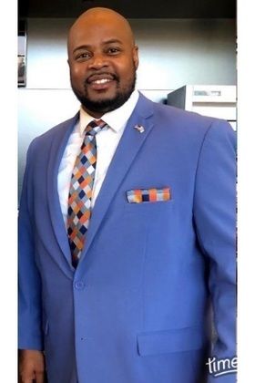 Patient Transformation Stories: Charles Lost 42 lbs the First Month! - Before