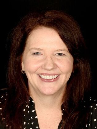 Porcelain Veneers Melanie - After