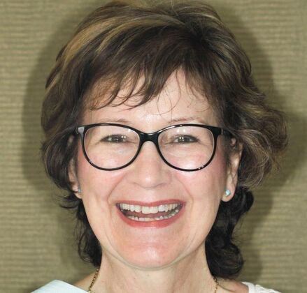 Smile Makeover & Veneers: Rebecca - Before