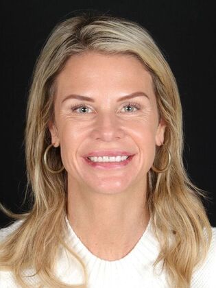 Full Mouth Rehabilitation Paige - Before