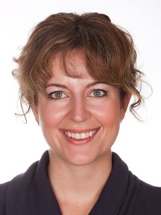 Smile Makeover Caroline - Before