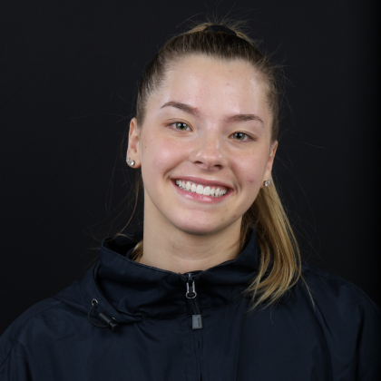 No Prep Porcelain Veneers Hannah - After