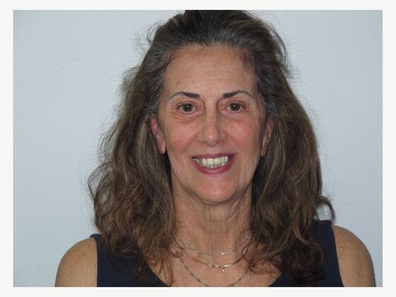 Individual Implants: Dental Implants and Implant Bridges for Multiple Missing Teeth - Before