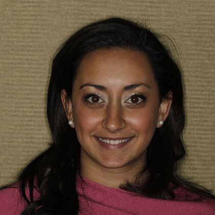 Smile Makeover & Veneers: Case 2 - Before